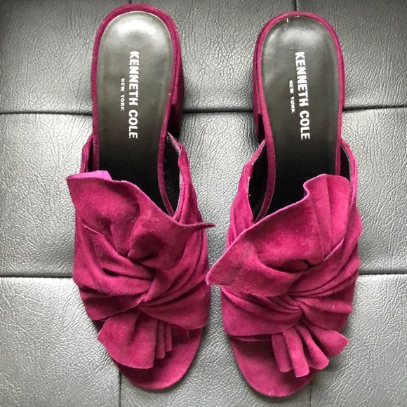 Kenneth Cole Shoes - Kenneth Cole New York Wali Sandals (US 8)